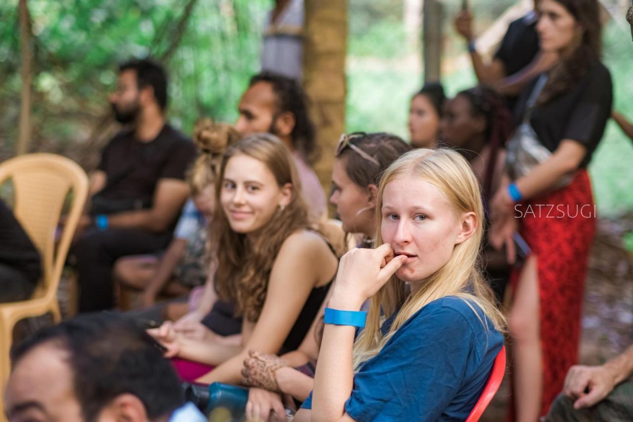 Hostel Peace Garden Auroville Exterior foto